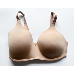 Soma Vanishing 360 Wireless Bra in Nude Size 36D